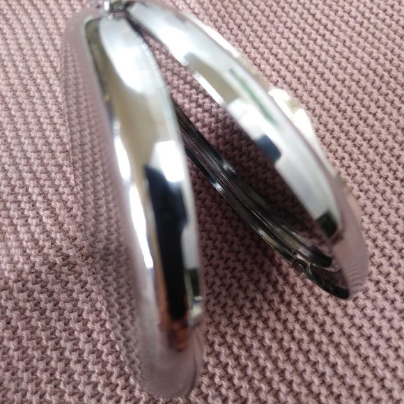 Enameled Crystal Rose Folding Pocket Mirror 2sides - Picture 7 of 15